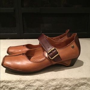 Pikolinos Mary Jane shoe EUC Size 38